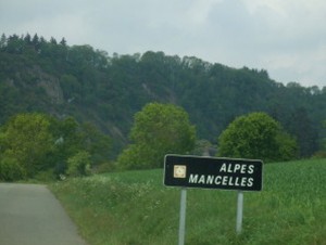 LES-ALPES-MANCELLES-028 (Copier)